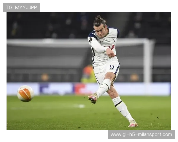 托特纳姆热刺—贝尔替补登场一脚建功